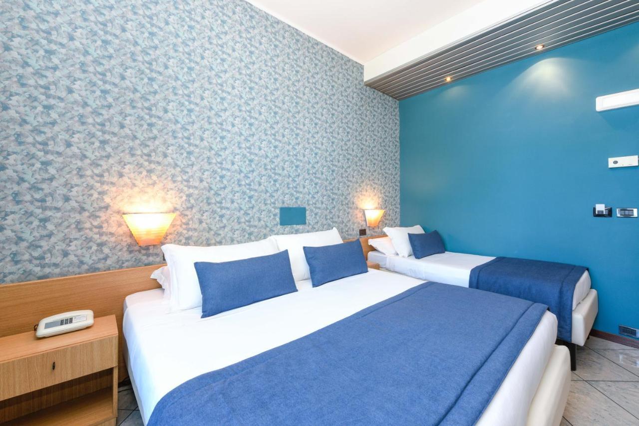 דסנזאנו דל גארדה Hotel Aurora מראה חיצוני תמונה
