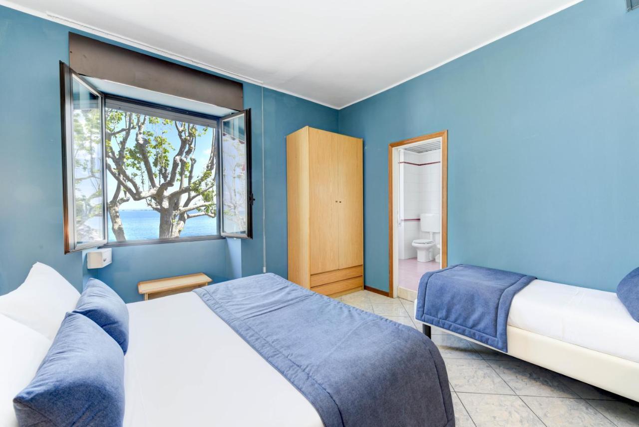 דסנזאנו דל גארדה Hotel Aurora מראה חיצוני תמונה