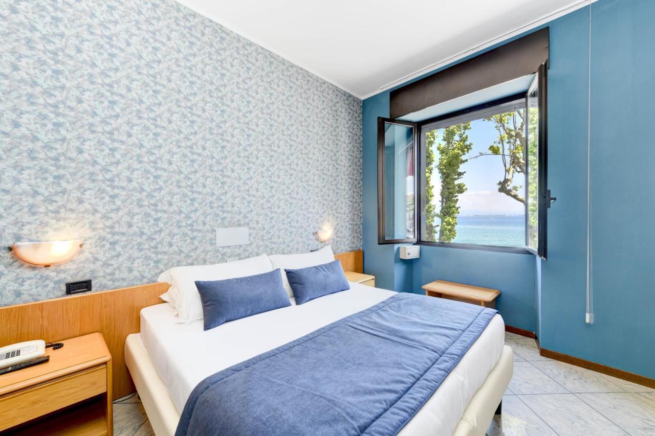 דסנזאנו דל גארדה Hotel Aurora מראה חיצוני תמונה