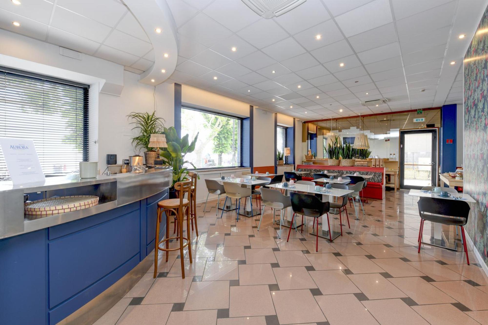 דסנזאנו דל גארדה Hotel Aurora מראה חיצוני תמונה